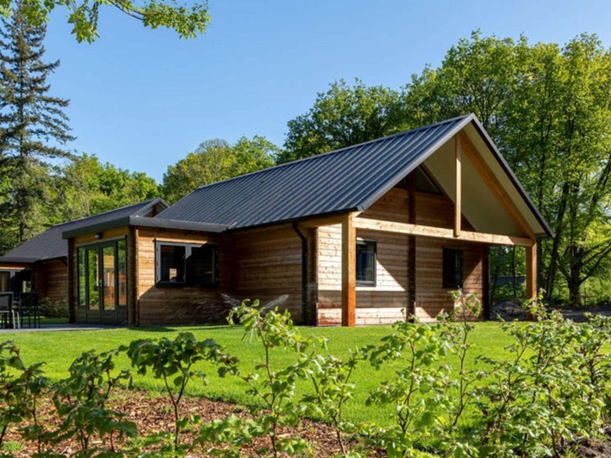 Cosy Wooden House Amid Woods In Soesterberg Utrecht Kültér fotó