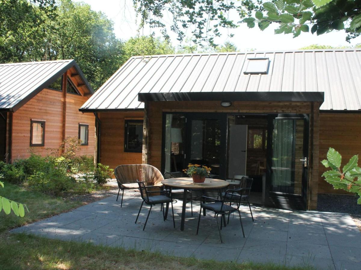 Cosy Wooden House Amid Woods In Soesterberg Utrecht Kültér fotó